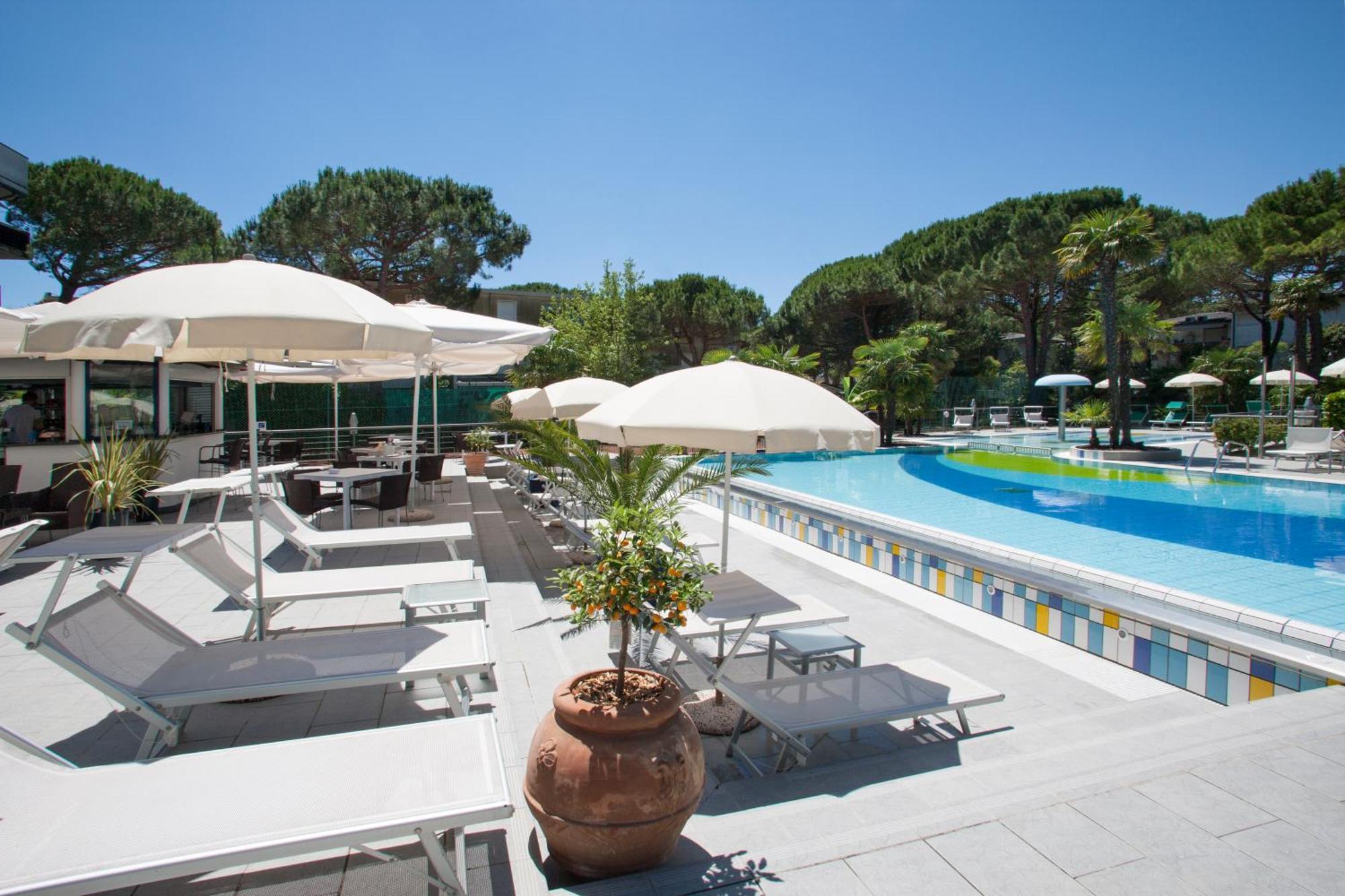 ליגננו סביאדורו Hotel Delle Nazioni מראה חיצוני תמונה